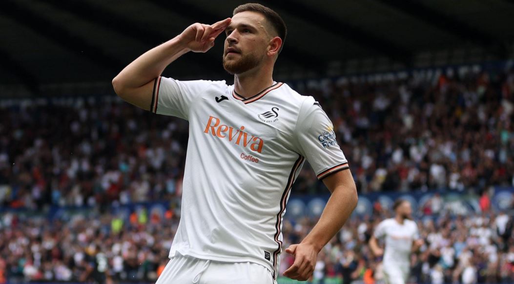 Zan Vipotnik là chân sút đáng gờm.