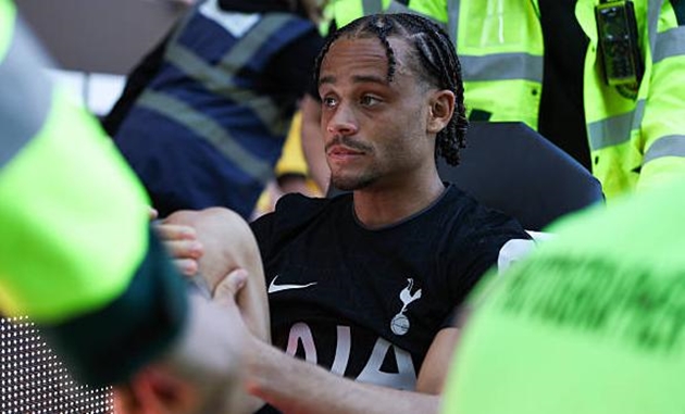 Xavi Simons nghỉ hết mùa sau chấn thương mới đây.