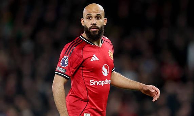 Ảnh bài viết Mbeumo lạc lối trong bóng ma của Hojlund tại MU