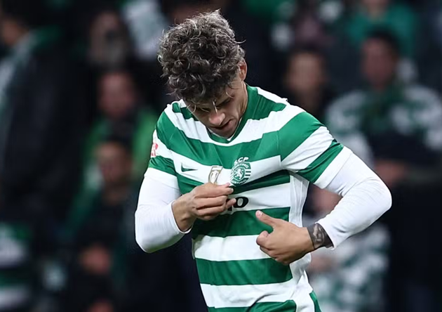 Arsenal muốn cải thiện cánh trái bằng Maxi Araujo.