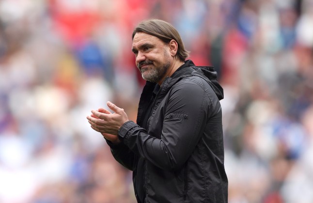 Farke ấn tượng với màn trình diễn của Sanchez.