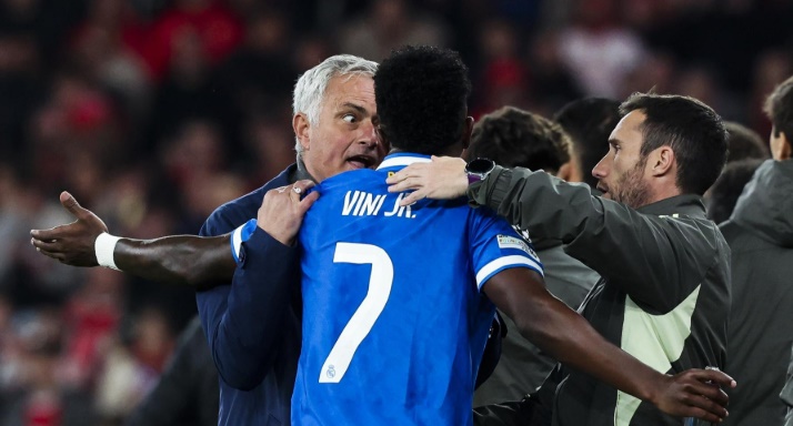 Liệu Mourinho có thể dung hòa những cái tôi tại Real?