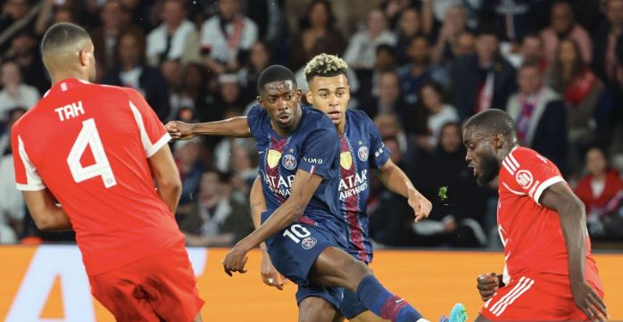 PSG và Bayern đã trình diễn lối chơi tấn công rực lửa.