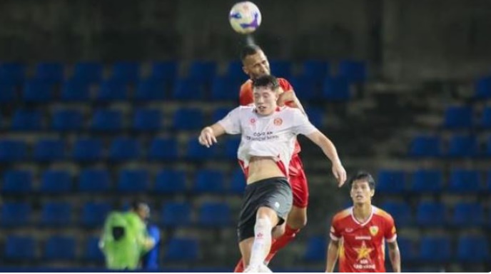 Lee Williams gây ấn tượng mạnh ở V-League.