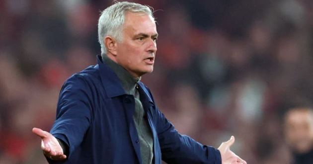 Ảnh bài viết Mourinho về Real sẽ chặn đường đón Tchouameni của MU