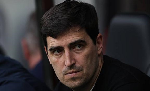 Ảnh bài viết Andoni Iraola sẵn sàng ngồi ghế nóng tại Chelsea