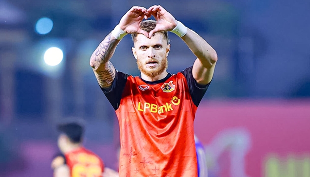 Ảnh bài viết Nguyễn Tài Lộc giúp hàng công tuyển Việt Nam trở nên biến ảo