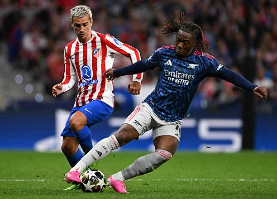 Antoine Griezmann (7.0): Linh hồn trong các đợt lên bóng của Atletico. Griezmann thể hiện nhãn quan chiến thuật tuyệt vời với những đường chuyền dọn cỗ. Anh kém may mắn khi không có bàn thắng cho riêng mình với cú dứt điểm đưa bóng tìm đến đúng xà ngang.