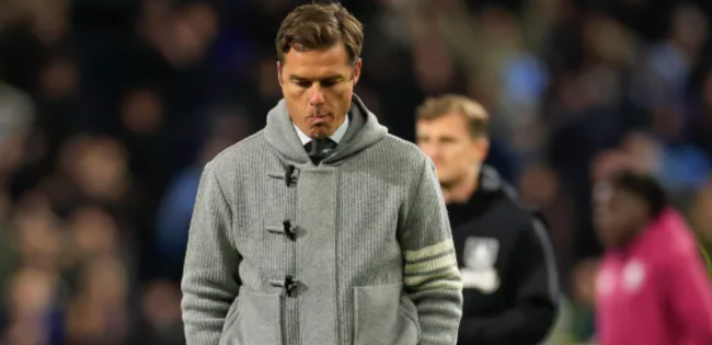 Burnley xuống chơi ở Championship mùa sau.