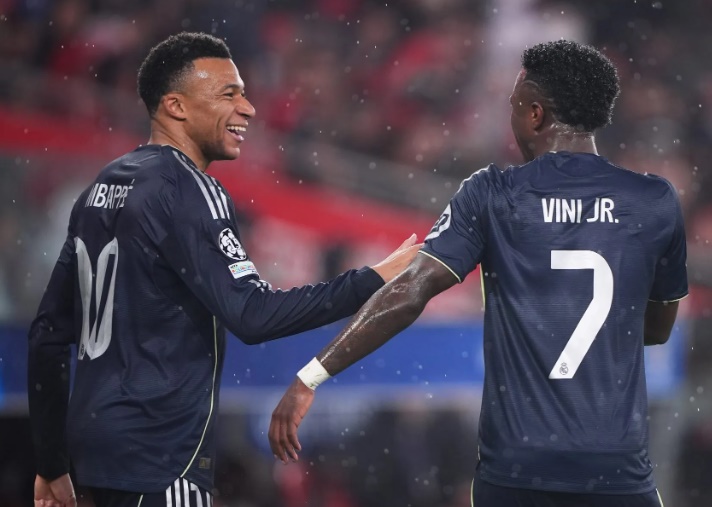 Đã có những hoài nghi về khả năng kết nối giữa Vini và Mbappe.