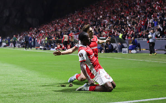 Ảnh bài viết Hạ Freiburg nghẹt thở, Braga chiếm ưu thế tại Europa League