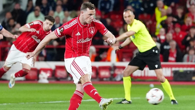 Ảnh bài viết Chris Wood cảnh báo về màn tái đấu kịch tính tại Villa Park