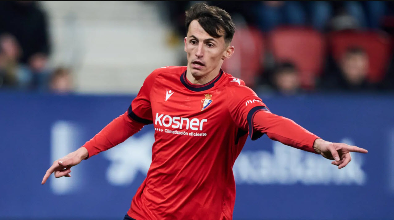 Ante Budimir là cái tên mà hàng thủ Barca phải dè chừng.