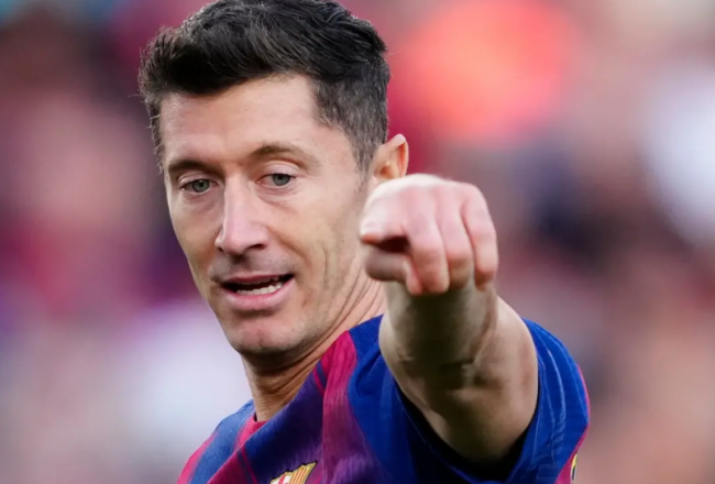 Ảnh bài viết Hansi Flick và bài toán nan giải mang tên Lewandowski