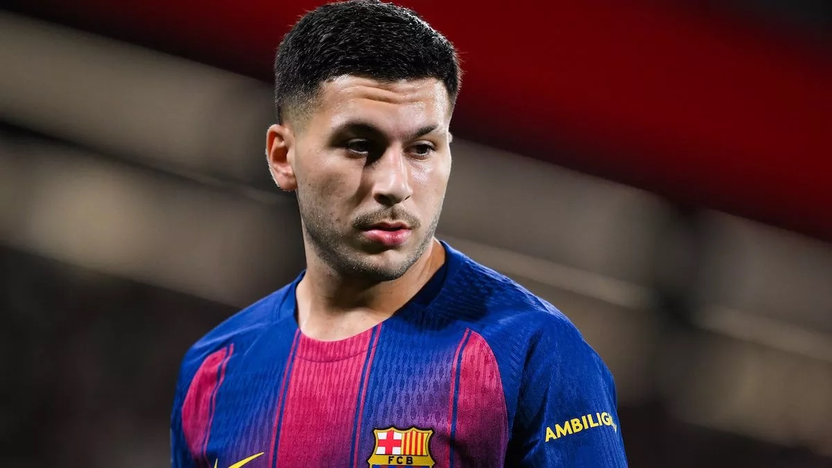 Roony Bardghji có thể chia tay Barcelona chỉ với 10 triệu euro.