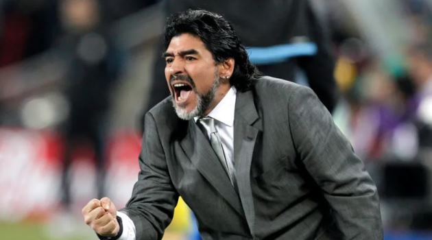 Diego Maradona qua đời vào năm 2020 ở tuổi 60 do suy tim.
