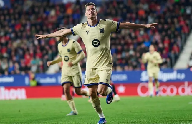 Ảnh bài viết Lewandowski đặt mục tiêu đưa Barca cán mốc 100 điểm