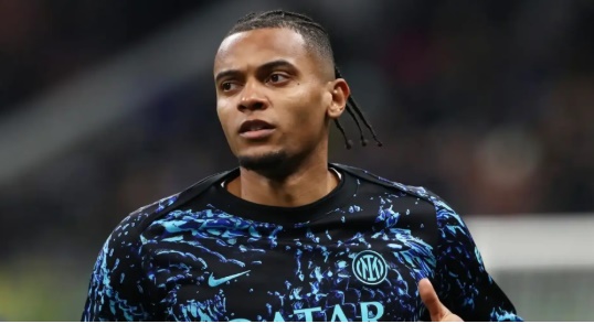 Akanji sẽ được Inter kích hoạt điều khoản mua đứt.