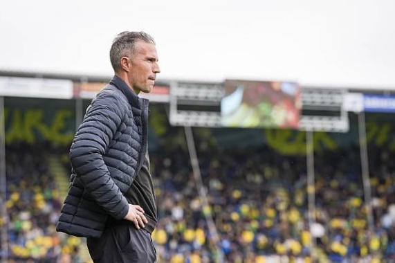 Ảnh bài viết Thắng ngược phút 90, Van Persie thừa nhận Feyenoord gặp may