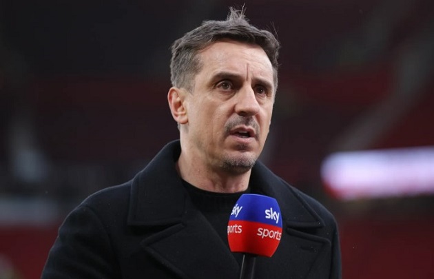 Neville đánh giá Arsenal sẽ gặp khó ở trận gặp West Ham.