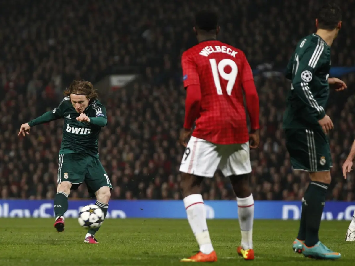 Khoảnh khắc Old Trafford khai sinh huyền thoại.
