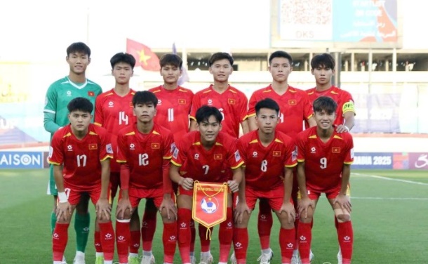Lứa U17 cũng thống trị đấu trường khu vực.