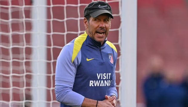 Ảnh bài viết Atletico Madrid khiếu nại UEFA vụ bị đốt pháo hoa trước trận Arsenal