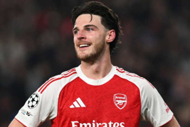 Ảnh bài viết Declan Rice mô tả sự hỗn loạn ngọt ngào của Arsenal sau chiến thắng