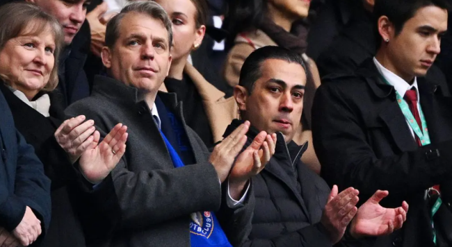 Giới chủ Chelsea bị chỉ trích.