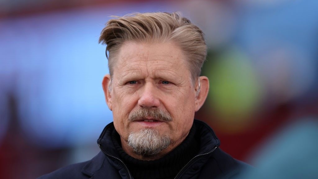Ảnh bài viết Schmeichel đánh giá Bayern cao hơn Arsenal