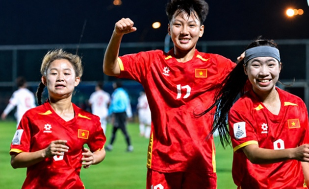 Ảnh bài viết U17 nữ Việt Nam hạ Myanmar bằng 2 siêu phẩm đá phạt để vào tứ kết