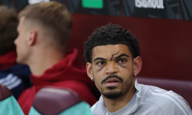 Vết sẹo gây ám ảnh của Morgan Gibbs-White.