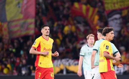 Lens gặp nhiều khó khăn trước Nantes.