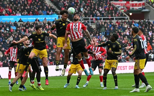 Ảnh bài viết Chuyên gia chê tuyến giữa MU lép vế trước Sunderland