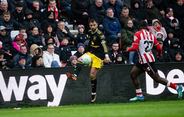 Ảnh bài viết Hòa bế tắc Sunderland ép MU bạo chi vá tuyến giữa