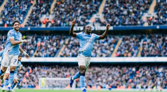 Ảnh bài viết Pep Guardiola xếp Doku vào nhóm chuyên gia chạy cánh đáng sợ