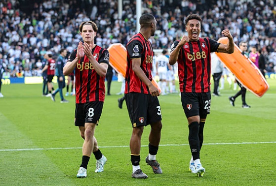 Ảnh bài viết Bournemouth, phép màu từ sự hỗn loạn tại Ngoại hạng Anh