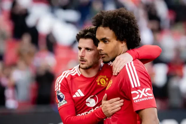 Mount và Zirkzee khiến nhiều CĐV Man Utd thất vọng.