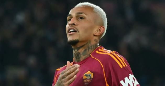 Wesley của Roma được săn đón.