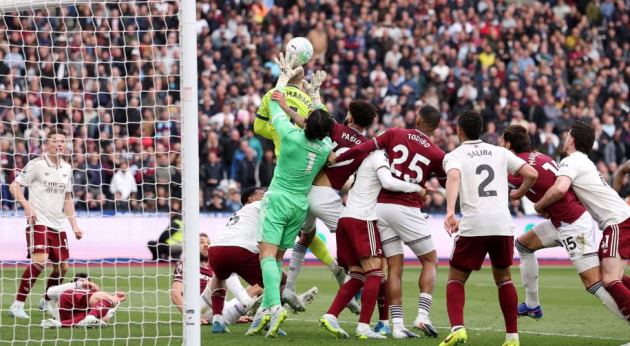 Ảnh bài viết Khúc cua định mệnh giúp Arsenal tiến sát cúp vô địch