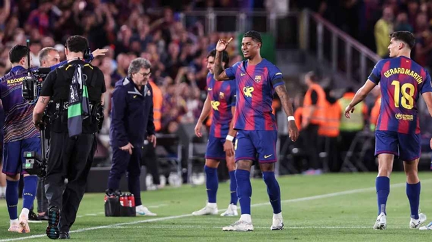 Ảnh bài viết Rashford để ngỏ khả năng ở lại Barca sau cú sút phạt lịch sử