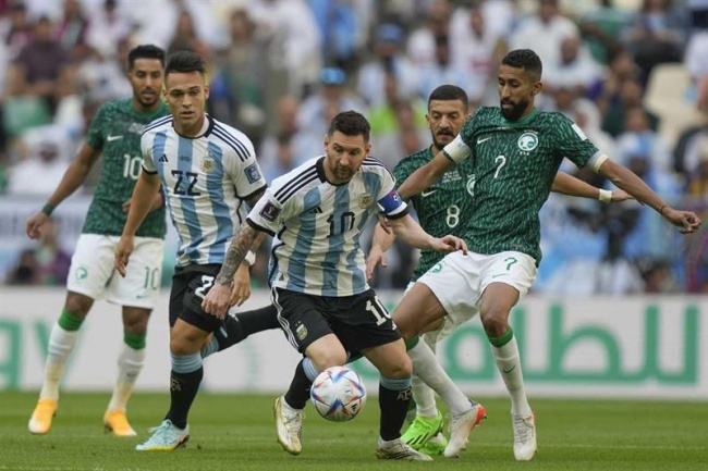 Messi, Martinez có tên trong danh sách 55 cầu thủ Argentina.