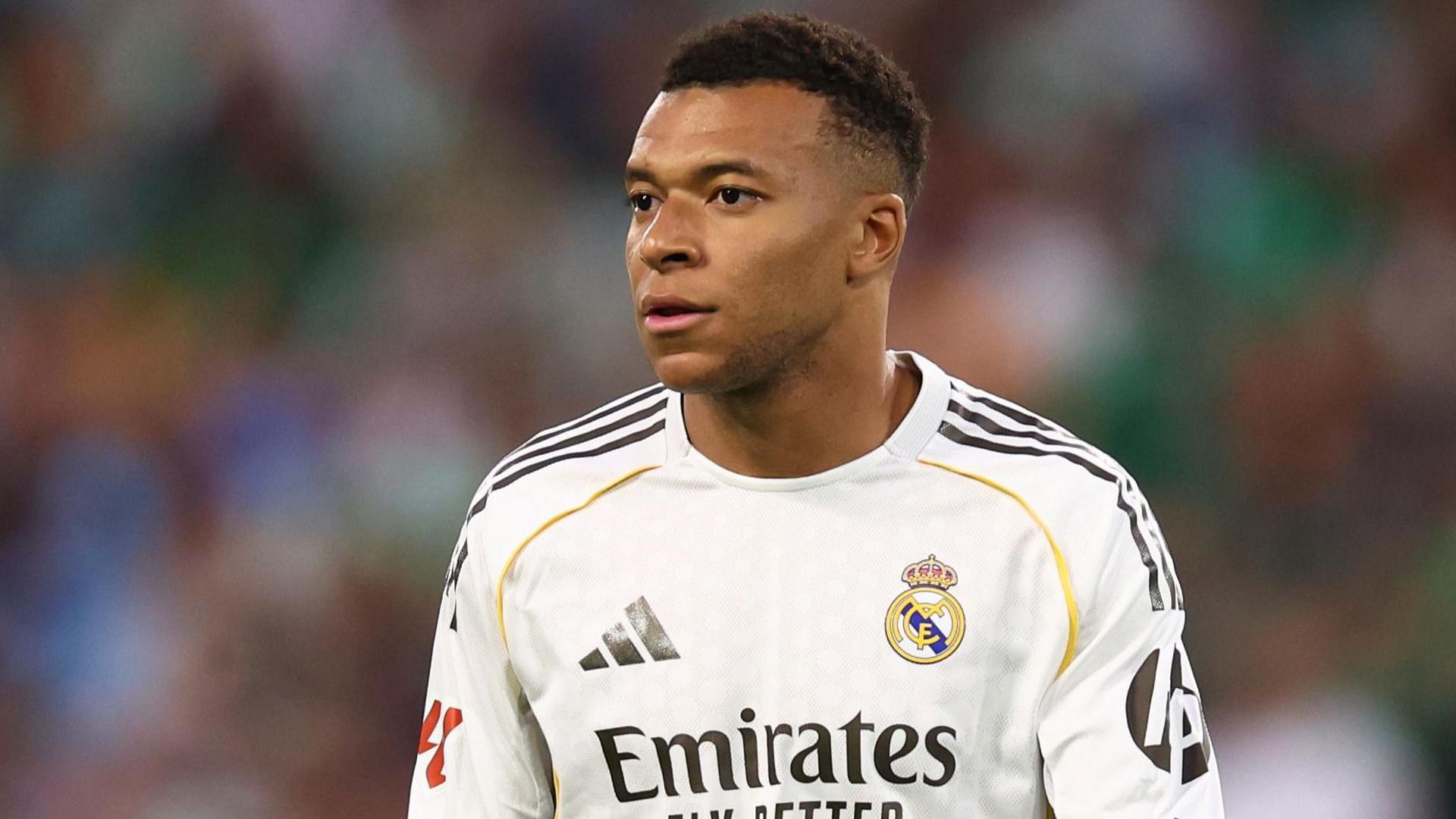 Mbappe có mùa giải trắng tay với Real.