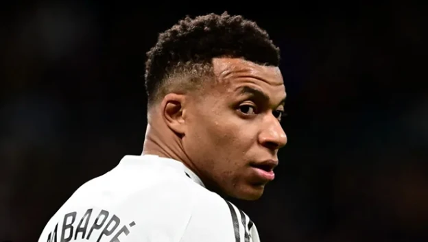 Một số CĐV Real đã đề nghị câu lạc bộ bán Mbappe.