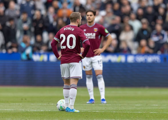 West Ham United đối mặt nguy cơ rớt hạng.