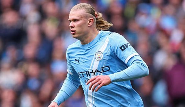 Erling Haaland là điểm tựa trên hàng công Manchester City.