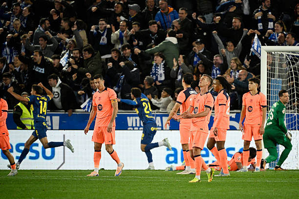 Ảnh bài viết Chấm điểm Barca: Lewandowski tàng hình; Alvaro Cortes rực sáng