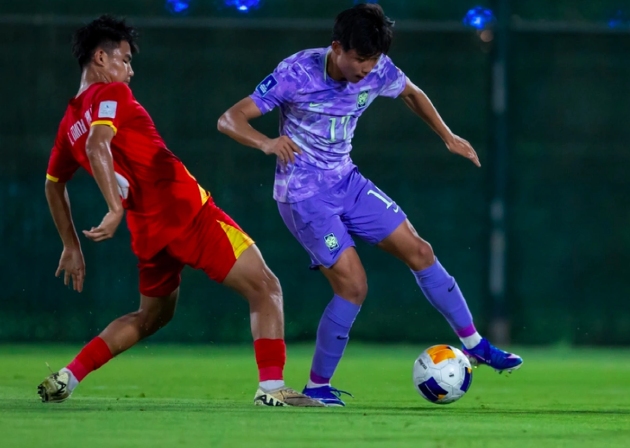 Ảnh bài viết Báo Hàn chỉ trích đội nhà khi mất ngôi đầu cho U17 Việt Nam