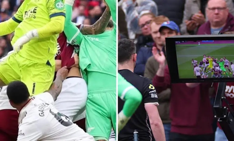 Ảnh bài viết Lộ góc máy Gabriel kéo áo khiến West Ham mất bàn