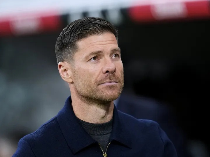 Alonso đang được đồn đoán với Chelsea.